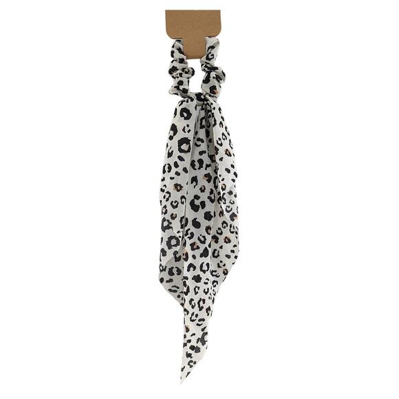 Leopard Print Hair Tie and Scrunchie Ponytail by Berry - Picture 2 of 7